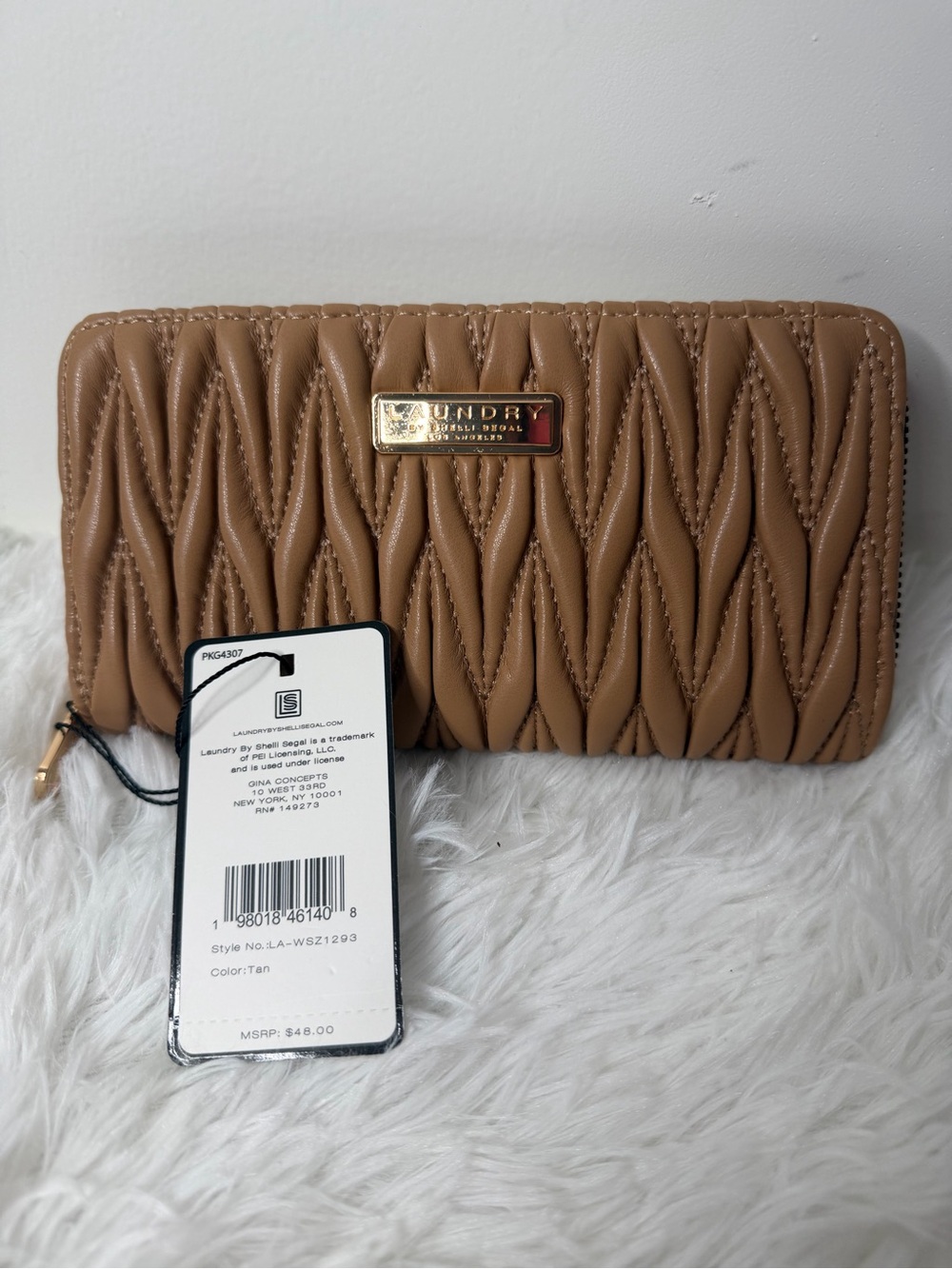 Laundry By Shelli Segal Tan Quilted Wallet Clutch